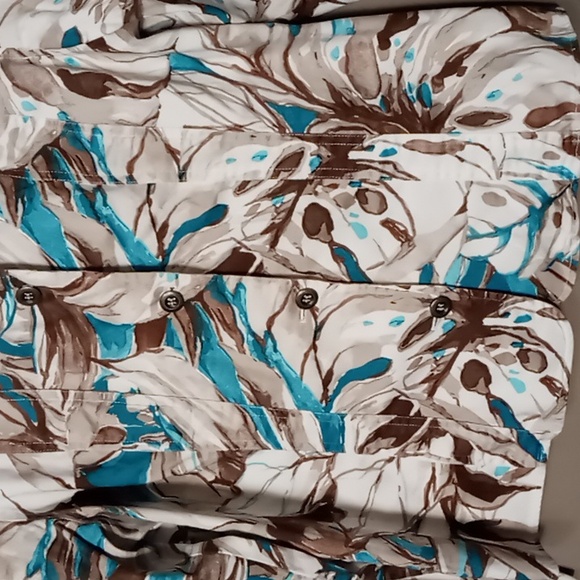 Additions by Chicos Full Button Tan/Blue Flower Patterned Light Jacket Size 2 - Picture 4 of 7